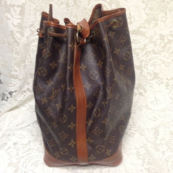 Louis Vuitton Brown Mono GM Bucket Draw String - Picture 7 of 16